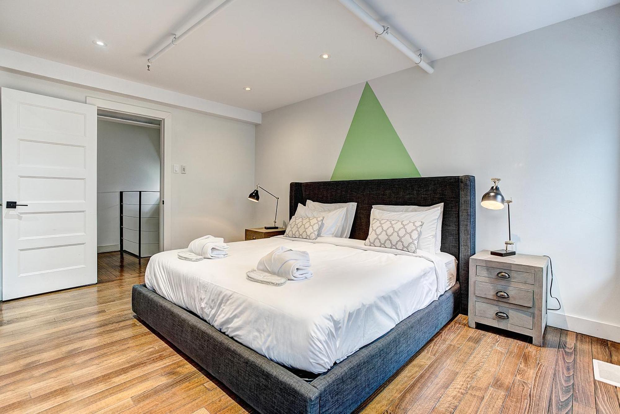 The Francois Xavier-Old Montreal Aparthotel Bagian luar foto
